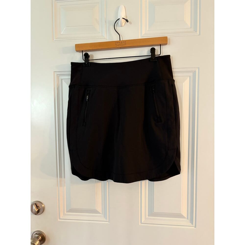 Athleta Black Fairway Golf Skort 18” Size Medium